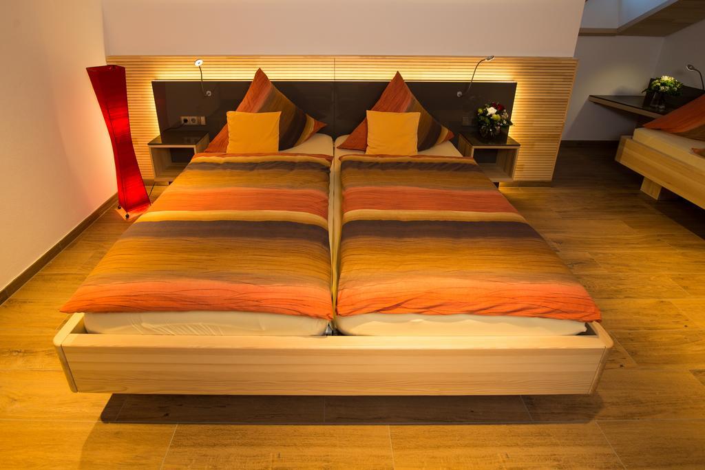 Hotel Garni Jaegerhof Sigmaringen Room photo