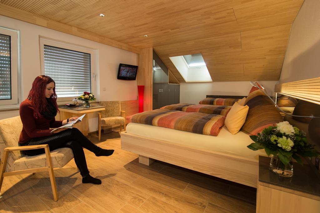 Hotel Garni Jaegerhof Sigmaringen Room photo