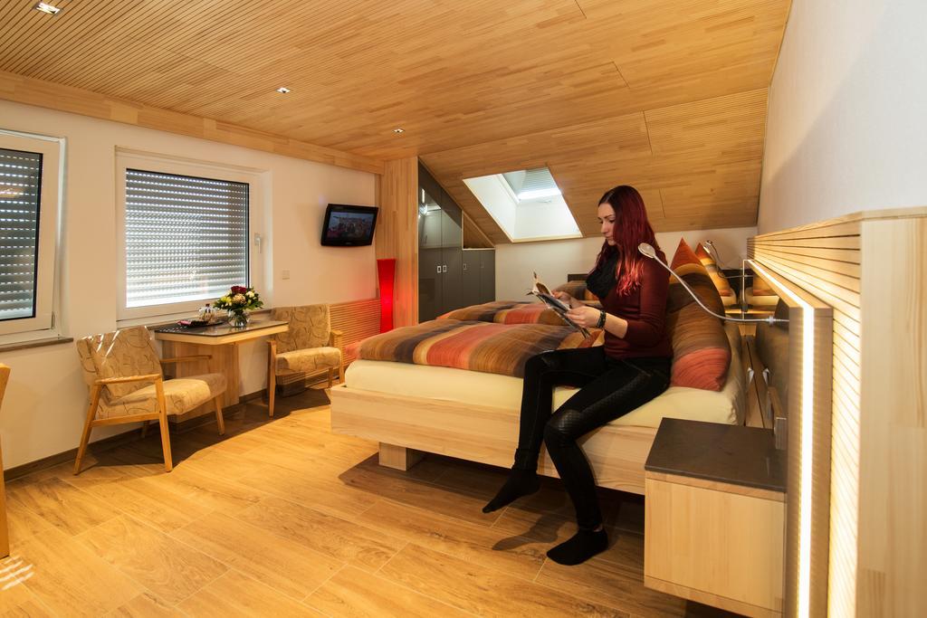 Hotel Garni Jaegerhof Sigmaringen Room photo
